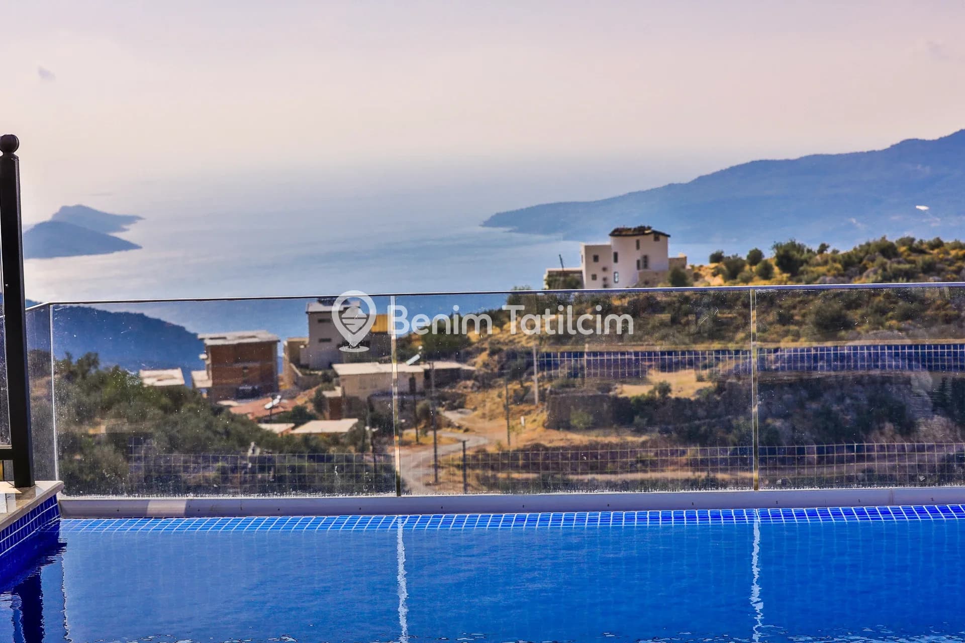 Villa Blue Star