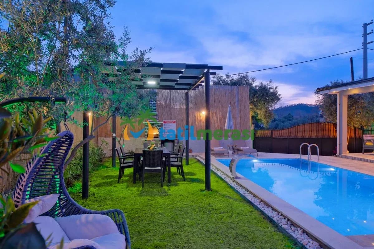 Villa Simurg